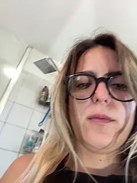 dolcehelena993 Chat XXX in diretta