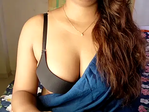 Chat XXX ao vivo de Cuddly_cloud09