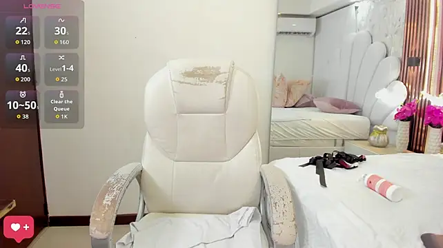 Chat XXX ao vivo de roxy_domnin