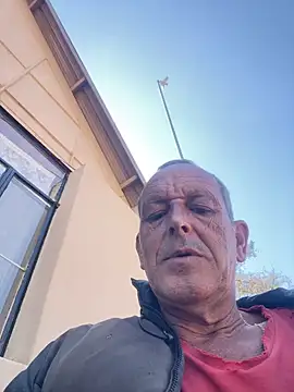 Živý XXX chat GeldenKuy
