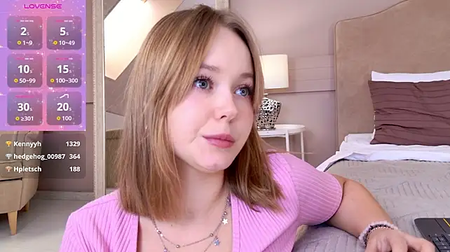 ElaraVance's Live XXX Chat