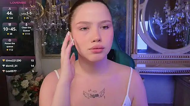 MarryMilash Chat XXX in diretta