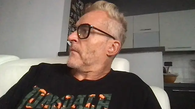 Axl_hot's Webcam Show