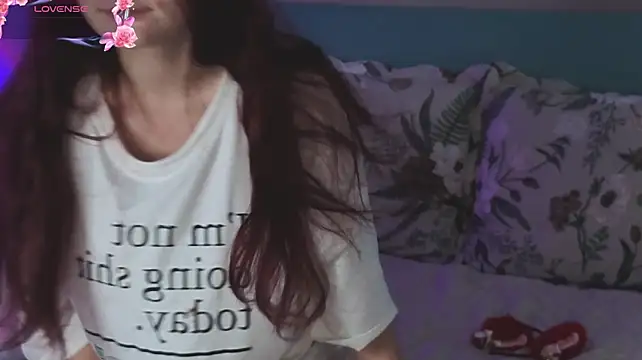 Онлайн чат XXX L1ittle_kitty_