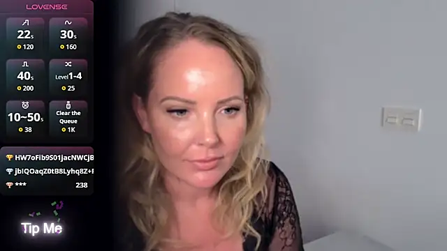 Goddess-BritishMillyn Webbikameraesitys