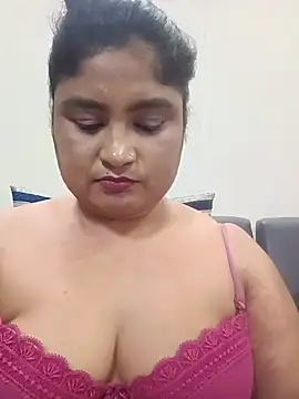 hornyriyanka – Live XXX-chat