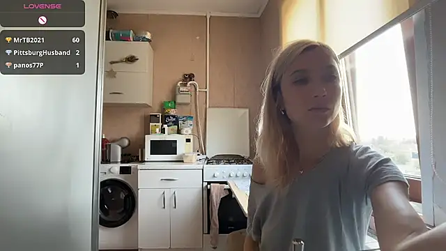 AngelJeni webkamerás műsora