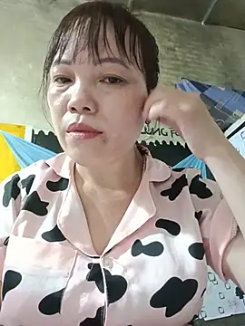 Živý XXX chat Sana-vn