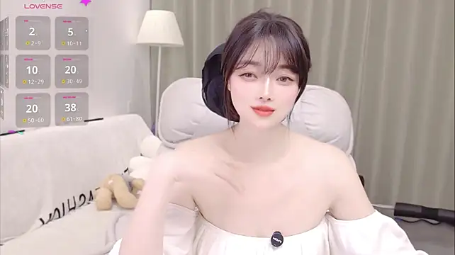 uikyy1 Live XXX-chat
