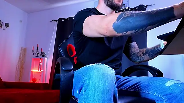 XXX chat uživo modela MightyAaron66