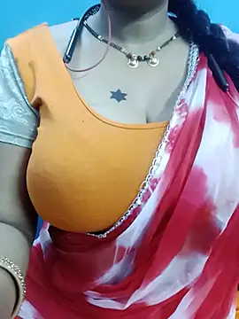 Chat +18 de Tamil_Vennila_ ao vivo