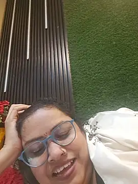 SHANVII's Live XXX Chat