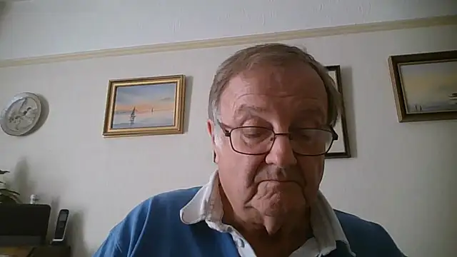 llew88 – Naživo XXX chat