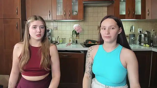 HotCaramellsTV's Webcam Show