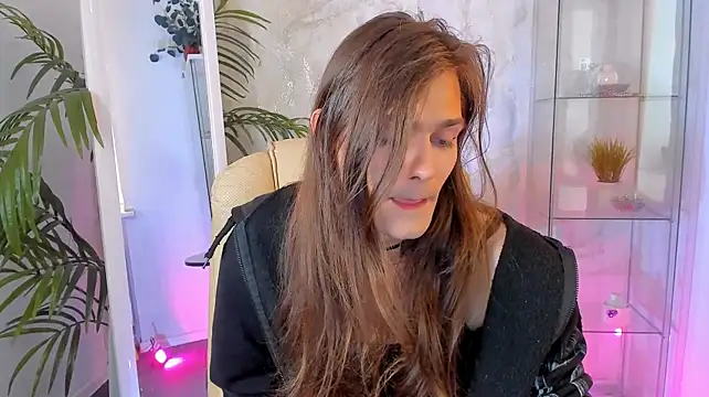 WillFobos Adlı Modelin Canlı XXX Sohbeti
