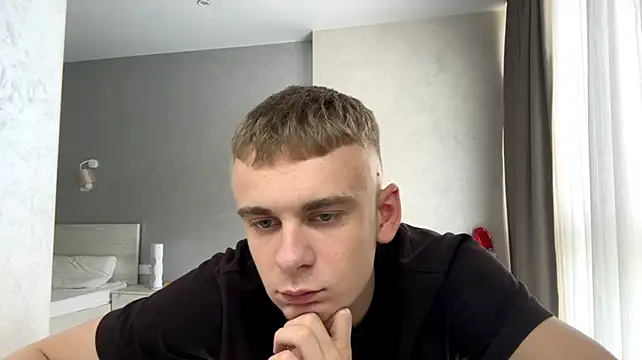 SoloFury Live XXX-Chat