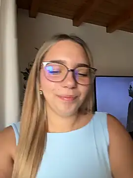 Živý XXX chat Naomi-Klein