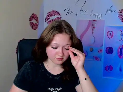 LadyAlice_'s Live XXX Chat