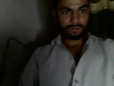 Stubborndesiboy 라이브 XXX 채팅