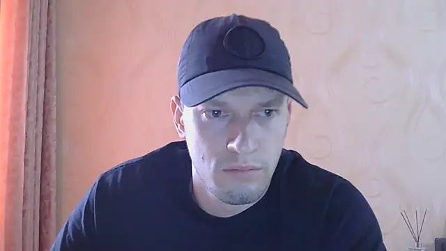XXX chat uživo modela frama666