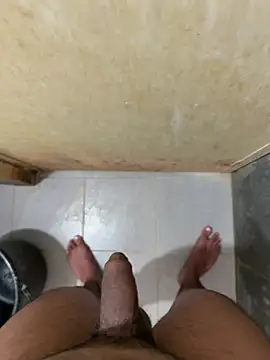 dickmaster8782 XXX чат на живо