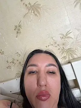 XXX chat uživo modela Naughtbaby_2025