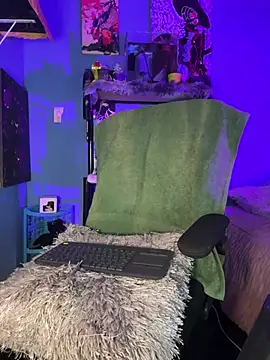 CRAZY-BOY99 Live XXX-chat