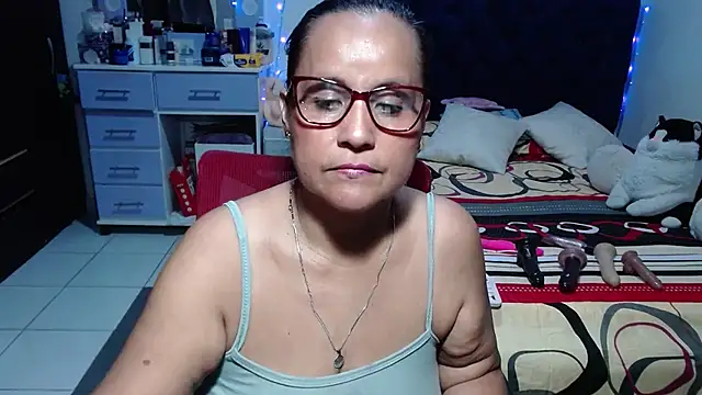 Chat +18 de pervert_mommy_ ao vivo