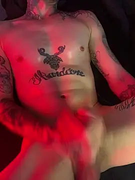 xChrisjThomW Live XXX Chat