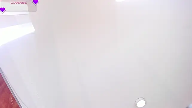 ElaWindsor live XXX chat