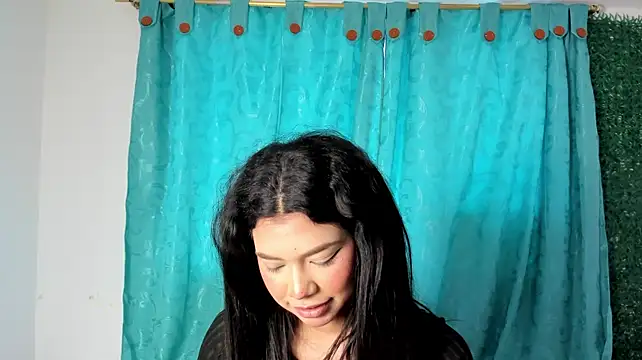 Pertunjukan Kamera Web Nathy_Paez