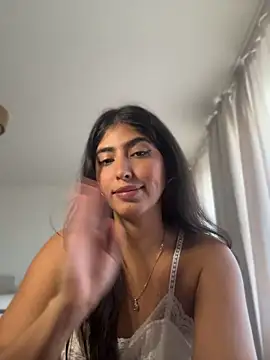 Gaby_zahir_ XXX чат на живо