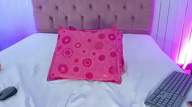 Gabby-Sweet Chat XXX live