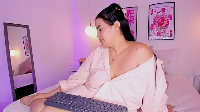 camilaa7 Adlı Modelin Canlı XXX Sohbeti