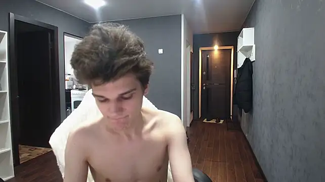 PeachTreee Webcam Show