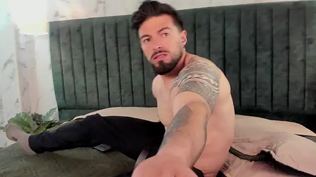 Liam_ashford live XXX chat