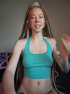 LucidLucy Chat XXX live