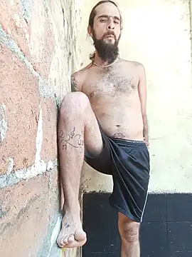 Pokazy przed kamerką – hairy_mannn