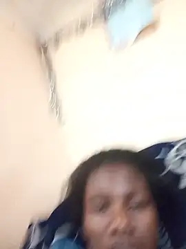 Czat XXX na żywo – Kienna_