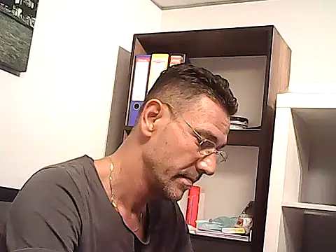XXX chat uživo modela mastercharisma35