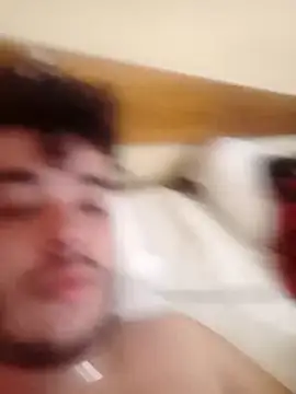 Danielserom23 Adlı Modelin Canlı XXX Sohbeti