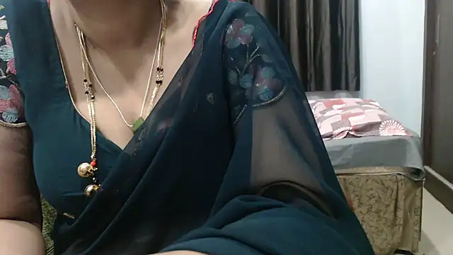 sunitha-3 live XXX chat