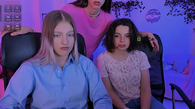 mia_mooon_ – Kamerová šou