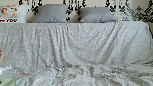 MissMirra828's Live XXX Chat