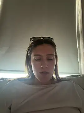Iady Show in webcam