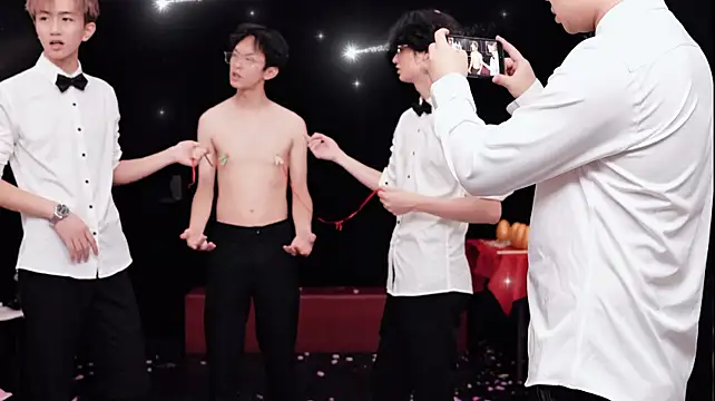 Chenyong123 Live XXX-Chat