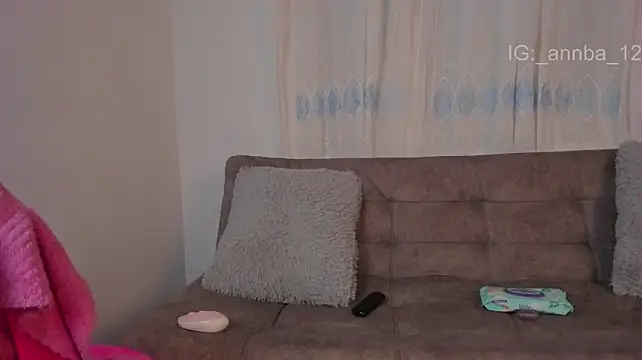 XXX chat uživo modela annie_barozzi