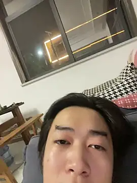 Suhee 在線直播表演