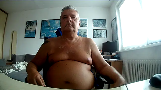 Robert_SK1 Adlı Modelin Canlı XXX Sohbeti