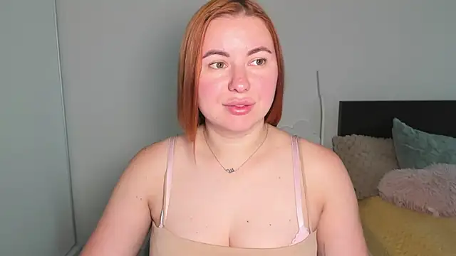 צ'אט XXX בשידור חי של LAYLAxSTAR